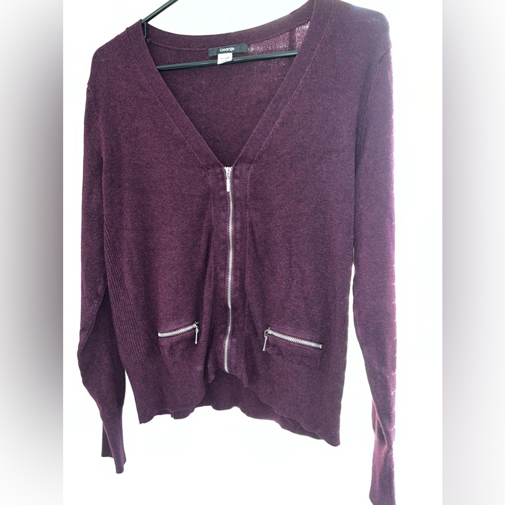 Women’s sweater